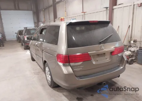 2008 Honda Odyssey Lx z USA, uszkodzony, nr VIN 5FNRL38288B075676